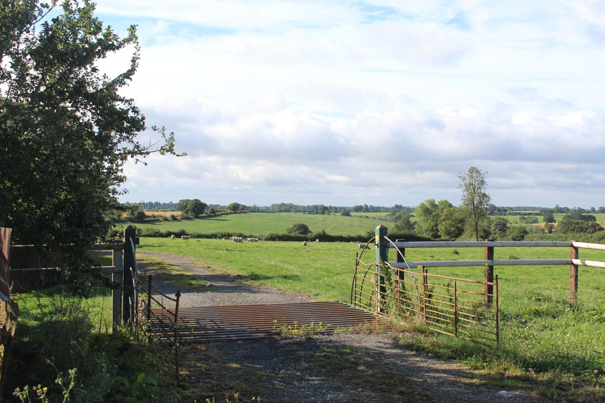 Parkfields Barns Self Catering Accommodation Buckingham Exterior photo